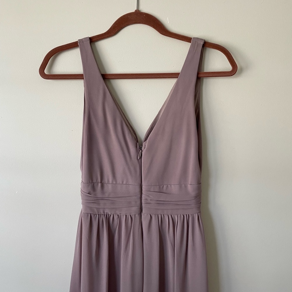 Lulu's Leading Roll Taupe Maxi - Picture 4 of 6